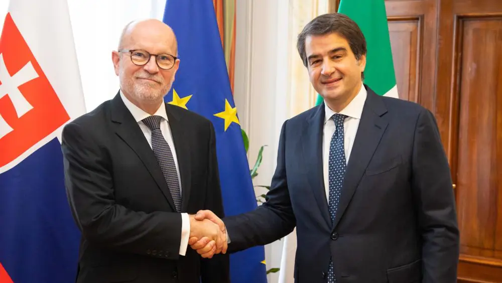 Ministro Fitto incontra il Ministro slovacco Kacer