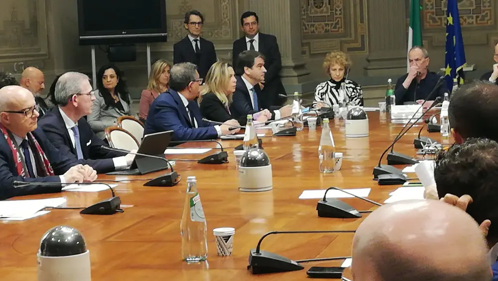 Conferenza straordinaria Stato–Regioni e Province autonome, Ministro Fitto: coordinare l'impiego delle risorse della coesione europee e nazionali per il 2021-2027 in un percorso condiviso con le Regioni