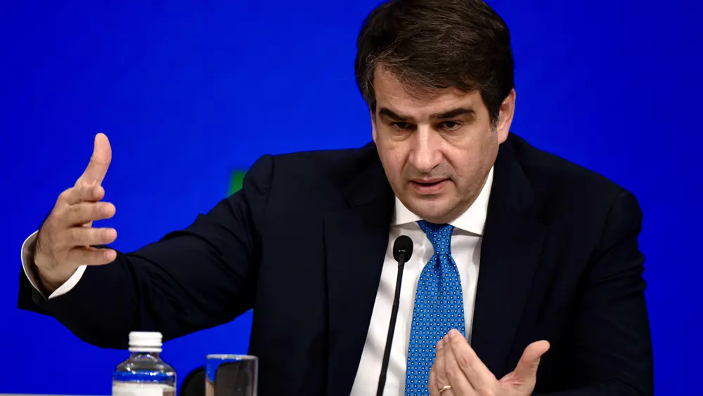 Ministro Fitto: "Completata la fase di revisione del PNRR"