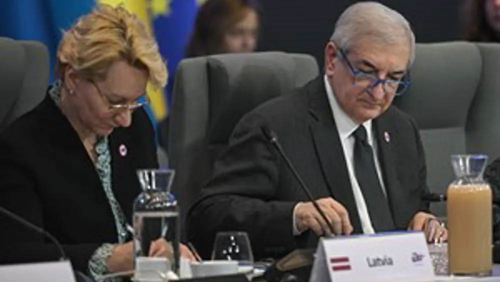 Ministri Foti: "L'Europa sieda al tavolo della pace"