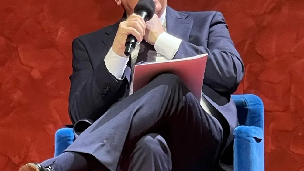 Ministro Foti: «Noi con Kiev, ma l'Europa non allarghi il solco con gli Stati Uniti»